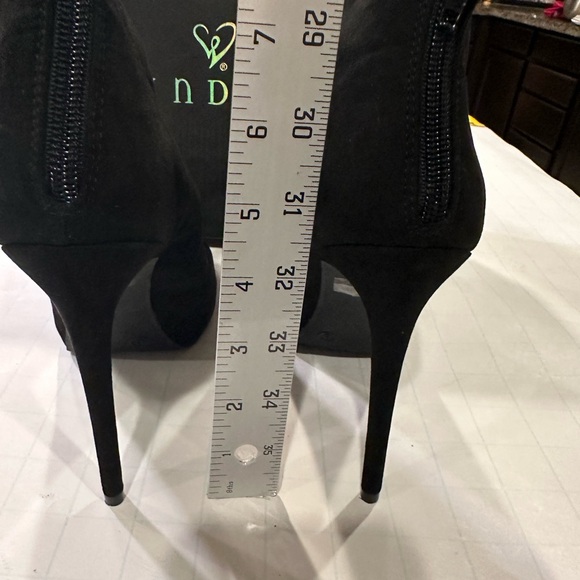 Chic Lace-Up Caged Stiletto Black Suede Booties Size 8 - Picture 4 of 8